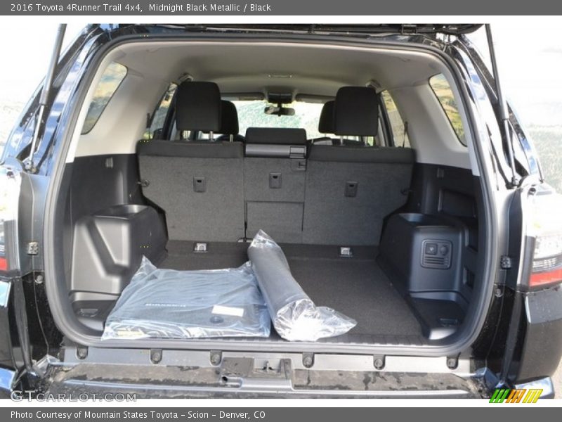 Midnight Black Metallic / Black 2016 Toyota 4Runner Trail 4x4