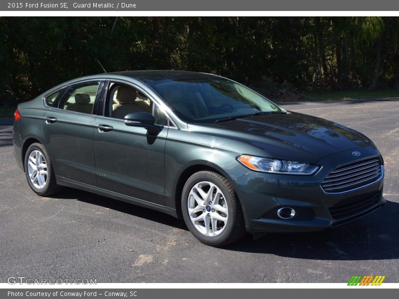 Guard Metallic / Dune 2015 Ford Fusion SE