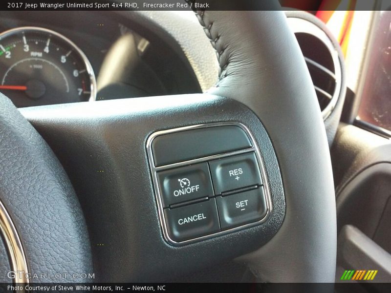 Controls of 2017 Wrangler Unlimited Sport 4x4 RHD