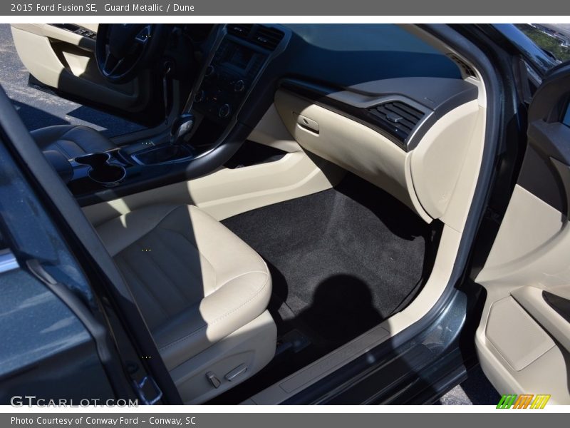 Guard Metallic / Dune 2015 Ford Fusion SE