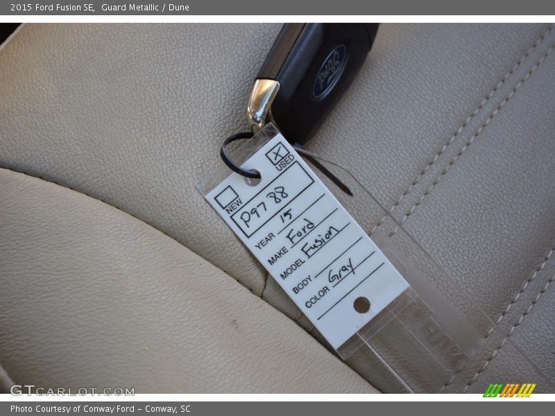 Guard Metallic / Dune 2015 Ford Fusion SE