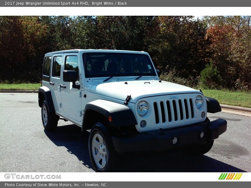 Bright White / Black 2017 Jeep Wrangler Unlimited Sport 4x4 RHD