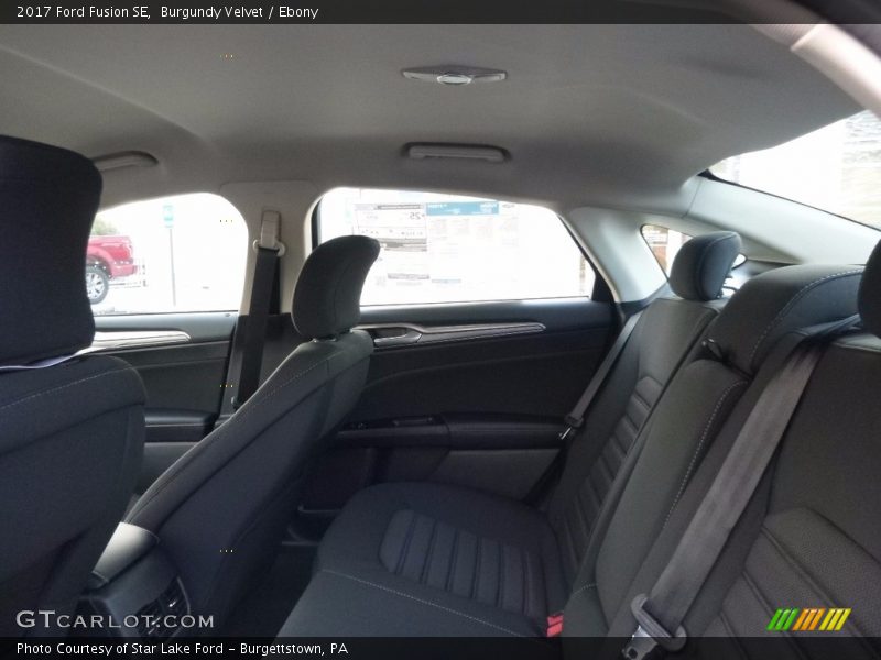 Burgundy Velvet / Ebony 2017 Ford Fusion SE