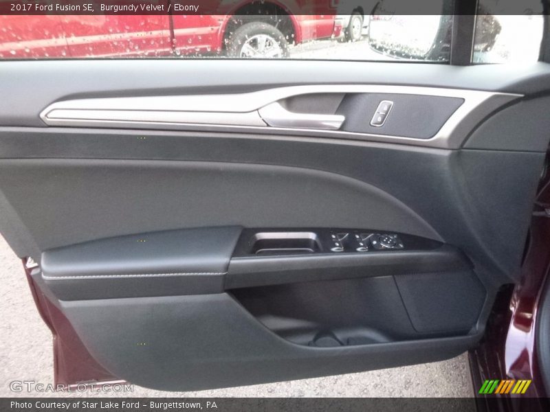 Burgundy Velvet / Ebony 2017 Ford Fusion SE