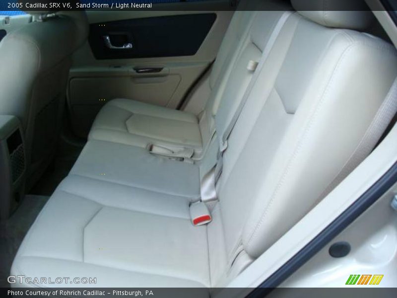 Sand Storm / Light Neutral 2005 Cadillac SRX V6