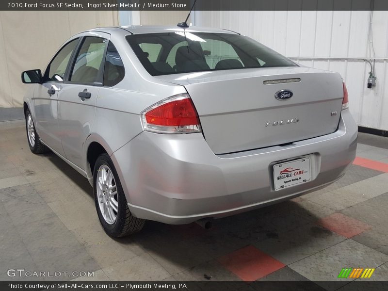 Ingot Silver Metallic / Medium Stone 2010 Ford Focus SE Sedan