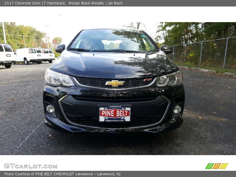 Mosaic Black Metallic / Jet Black 2017 Chevrolet Sonic LT Hatchback