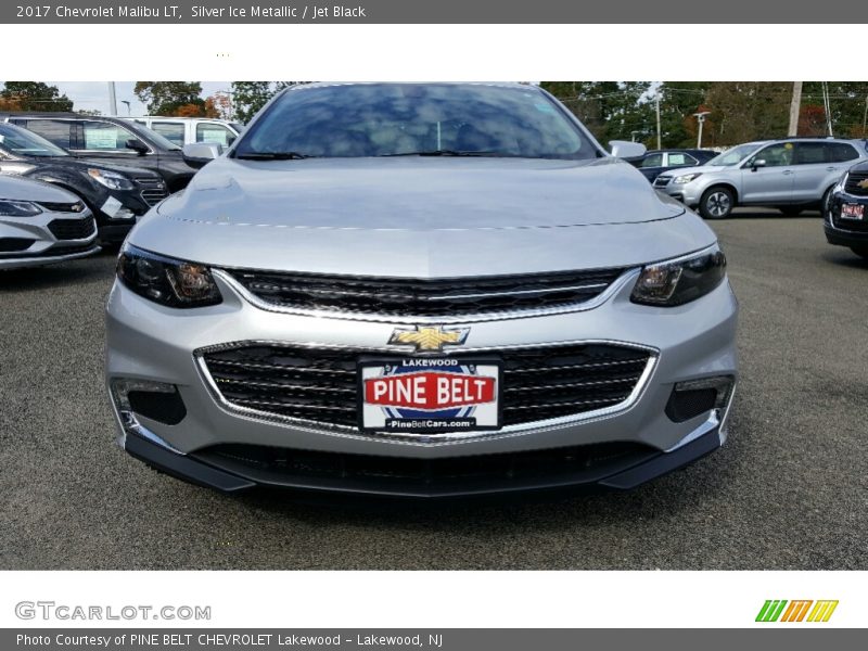 Silver Ice Metallic / Jet Black 2017 Chevrolet Malibu LT