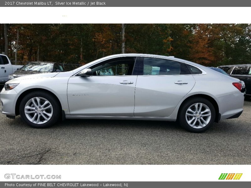 Silver Ice Metallic / Jet Black 2017 Chevrolet Malibu LT