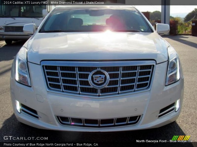 White Diamond Tricoat / Shale/Cocoa 2014 Cadillac XTS Luxury FWD