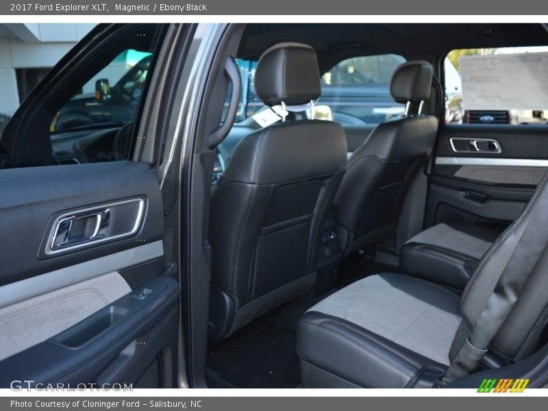 Magnetic / Ebony Black 2017 Ford Explorer XLT