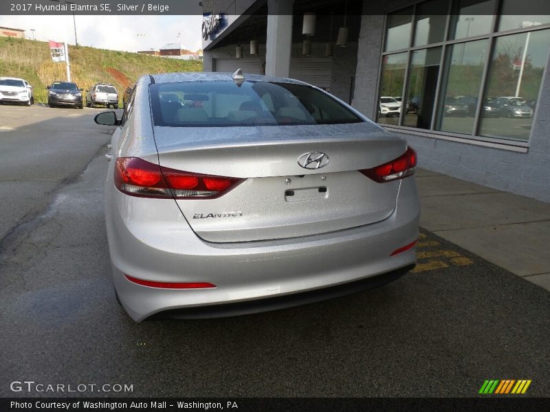 Silver / Beige 2017 Hyundai Elantra SE