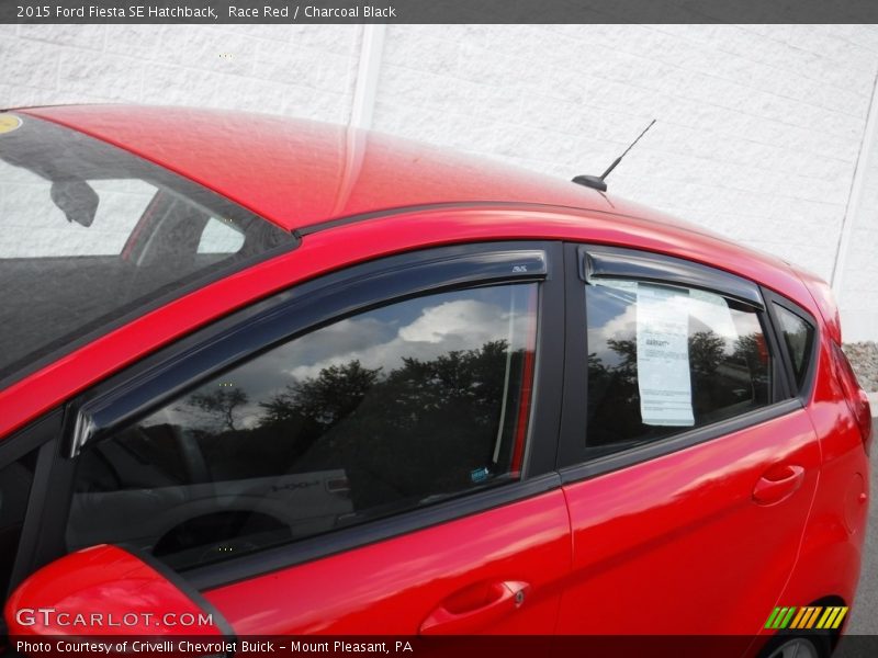 Race Red / Charcoal Black 2015 Ford Fiesta SE Hatchback