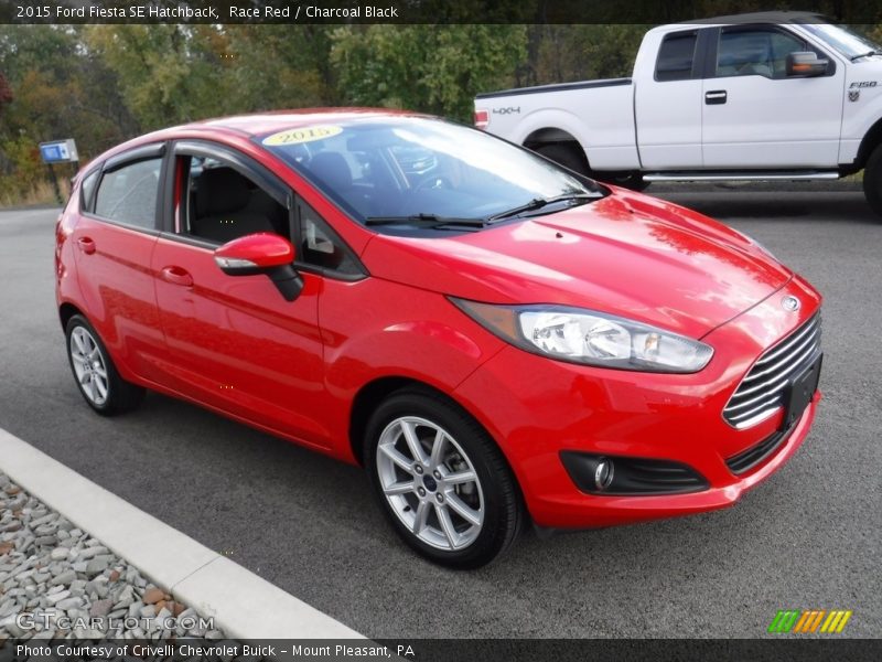 Race Red / Charcoal Black 2015 Ford Fiesta SE Hatchback