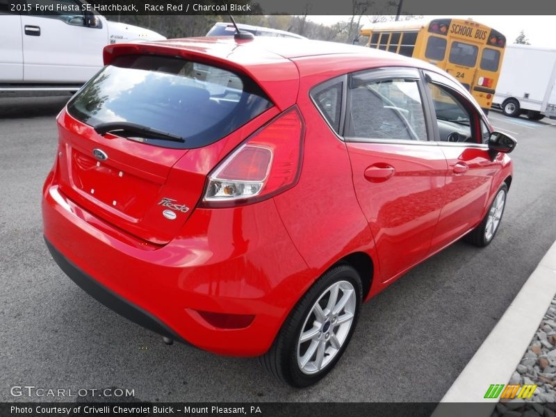 Race Red / Charcoal Black 2015 Ford Fiesta SE Hatchback