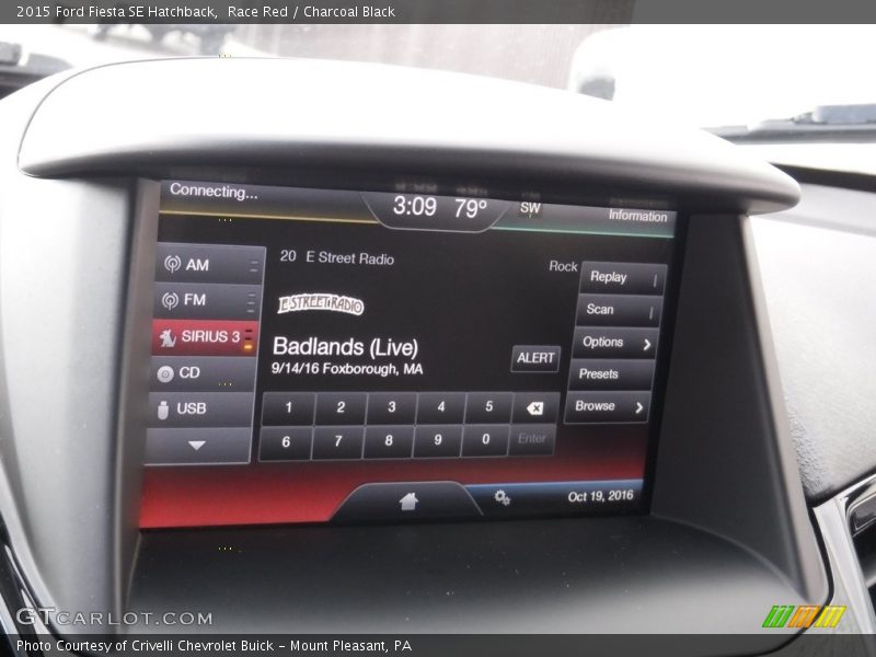 Race Red / Charcoal Black 2015 Ford Fiesta SE Hatchback