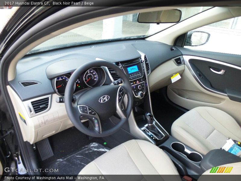 Black Noir Pearl / Beige 2017 Hyundai Elantra GT