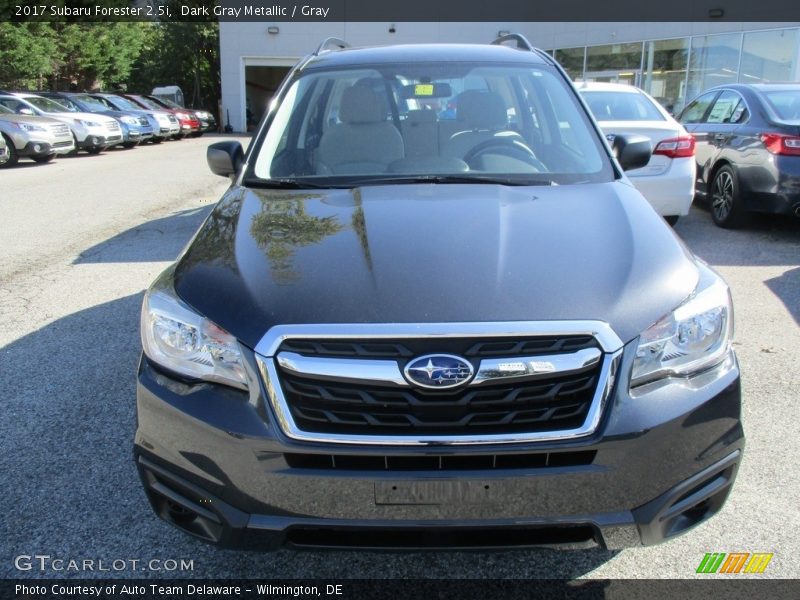 Dark Gray Metallic / Gray 2017 Subaru Forester 2.5i