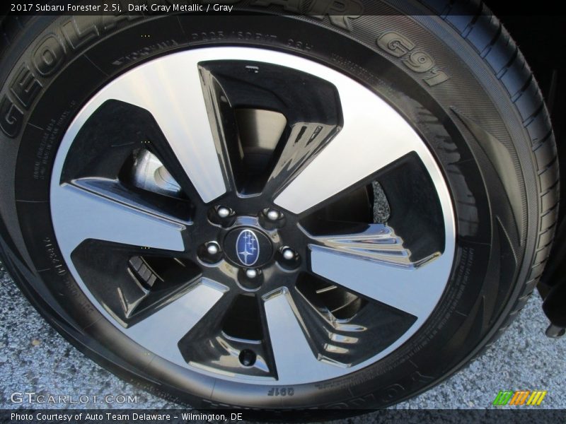 Dark Gray Metallic / Gray 2017 Subaru Forester 2.5i