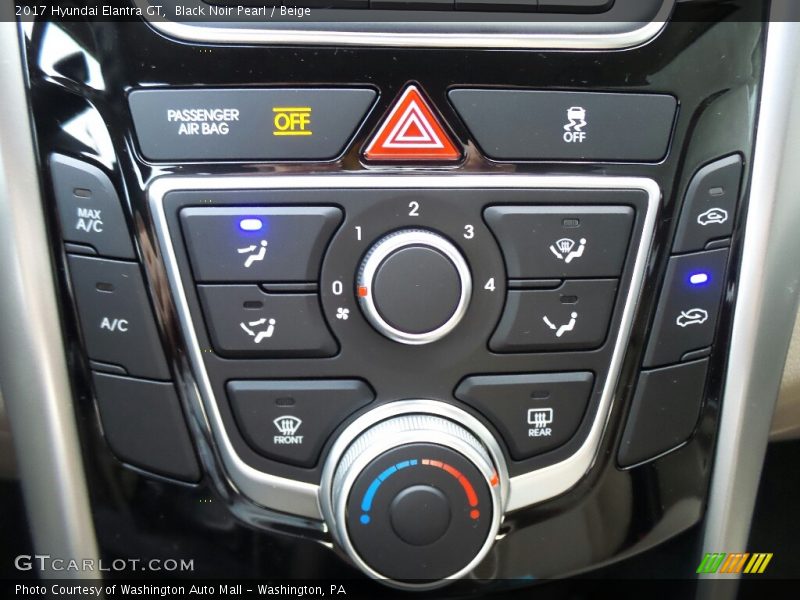 Black Noir Pearl / Beige 2017 Hyundai Elantra GT