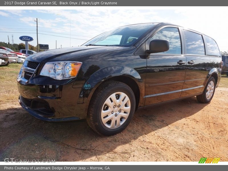 Black Onyx / Black/Light Graystone 2017 Dodge Grand Caravan SE