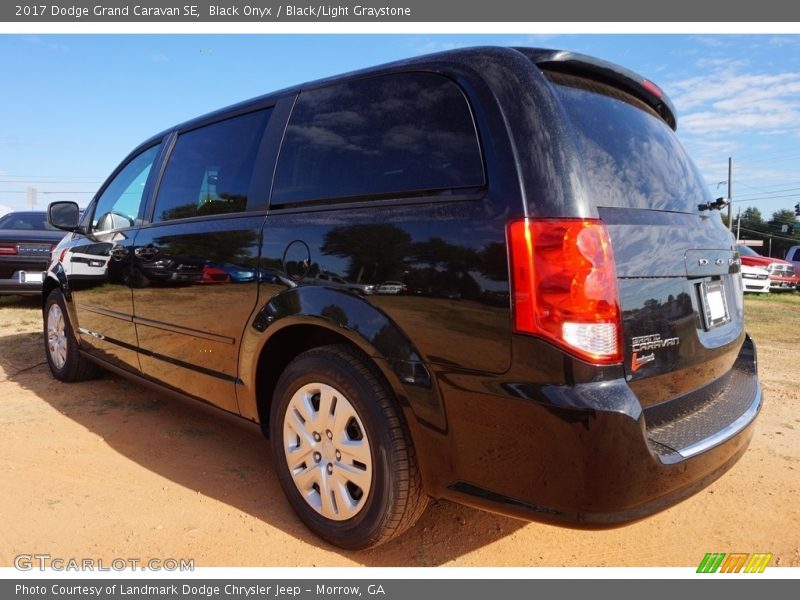 Black Onyx / Black/Light Graystone 2017 Dodge Grand Caravan SE