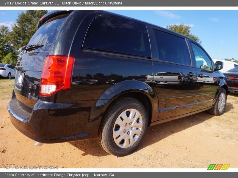 Black Onyx / Black/Light Graystone 2017 Dodge Grand Caravan SE