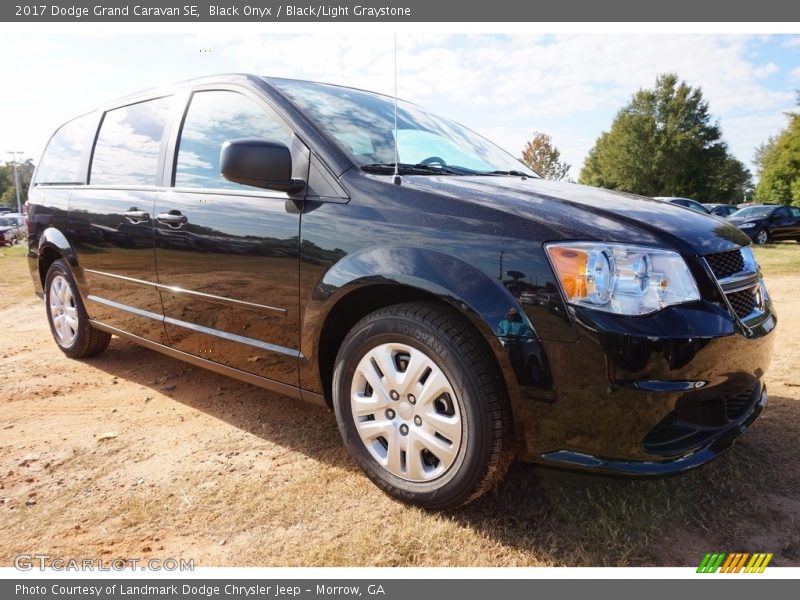 Black Onyx / Black/Light Graystone 2017 Dodge Grand Caravan SE