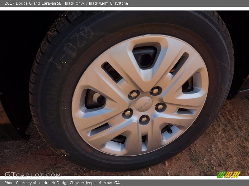 Black Onyx / Black/Light Graystone 2017 Dodge Grand Caravan SE