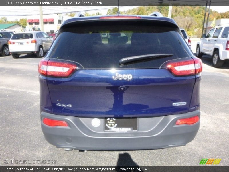 True Blue Pearl / Black 2016 Jeep Cherokee Latitude 4x4