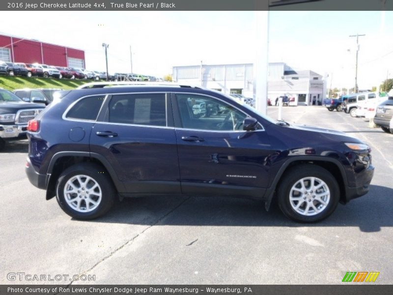 True Blue Pearl / Black 2016 Jeep Cherokee Latitude 4x4