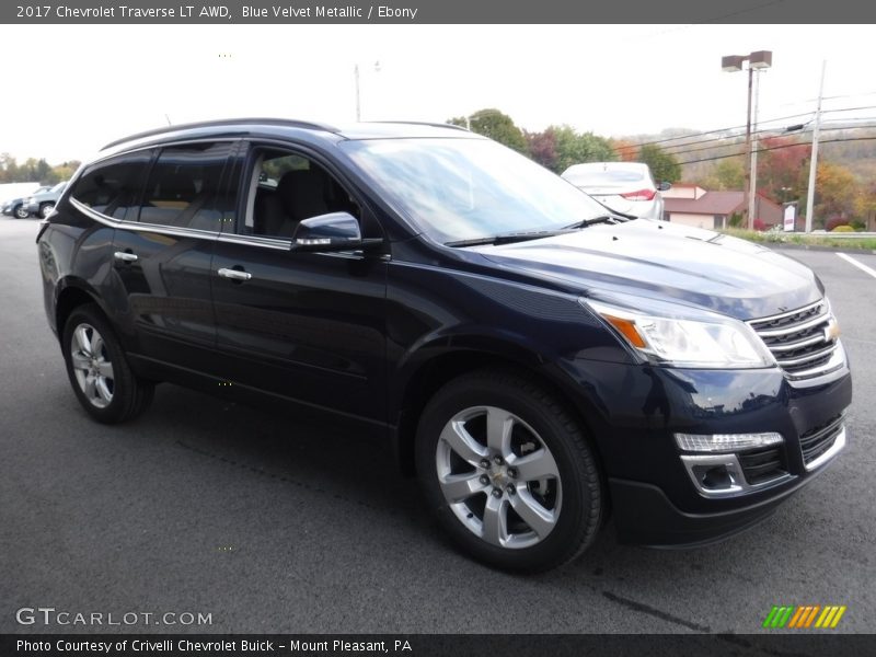 Blue Velvet Metallic / Ebony 2017 Chevrolet Traverse LT AWD
