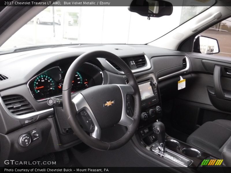 Blue Velvet Metallic / Ebony 2017 Chevrolet Traverse LT AWD