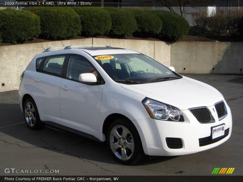 Ultra White / Ebony 2009 Pontiac Vibe 2.4 AWD