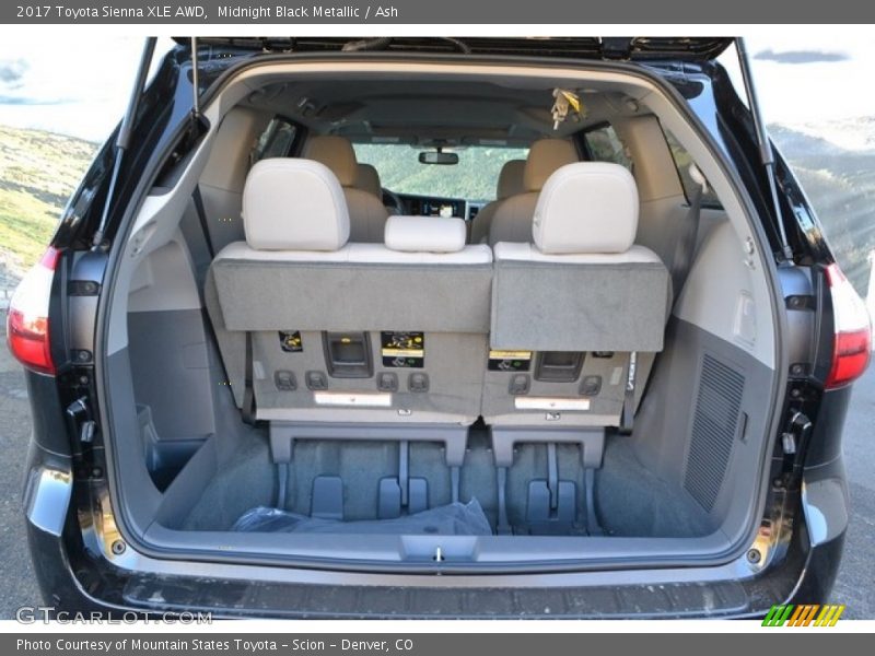 Midnight Black Metallic / Ash 2017 Toyota Sienna XLE AWD