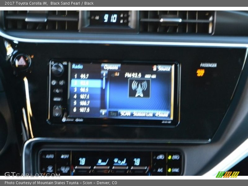Black Sand Pearl / Black 2017 Toyota Corolla iM