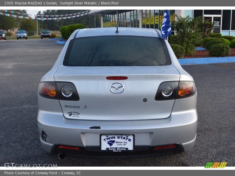 Sunlight Silver Metallic / Black/Red 2005 Mazda MAZDA3 s Sedan