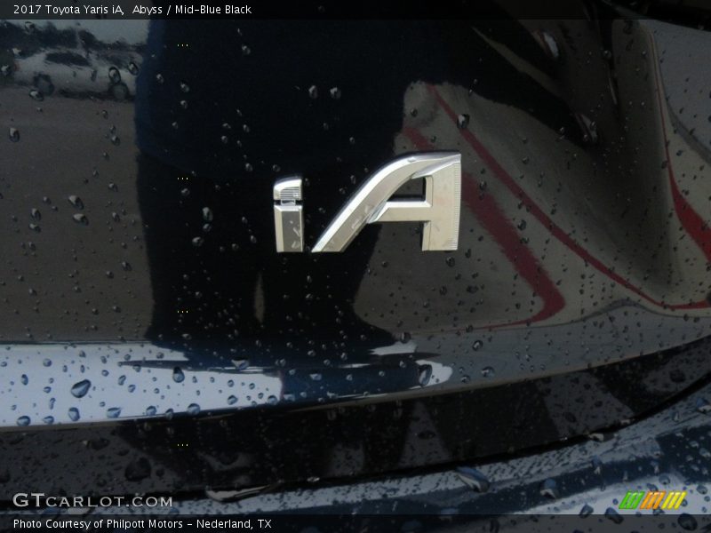  2017 Yaris iA  Logo