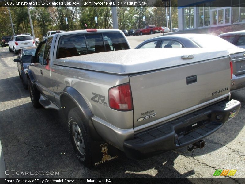 Light Pewter Metallic / Medium Gray 2001 Chevrolet S10 LS Extended Cab 4x4