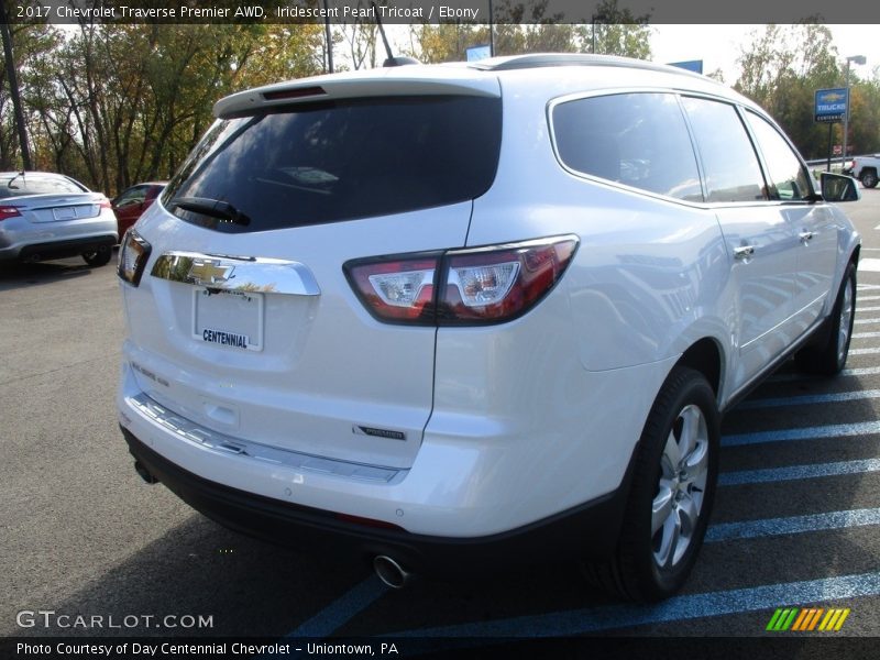 Iridescent Pearl Tricoat / Ebony 2017 Chevrolet Traverse Premier AWD