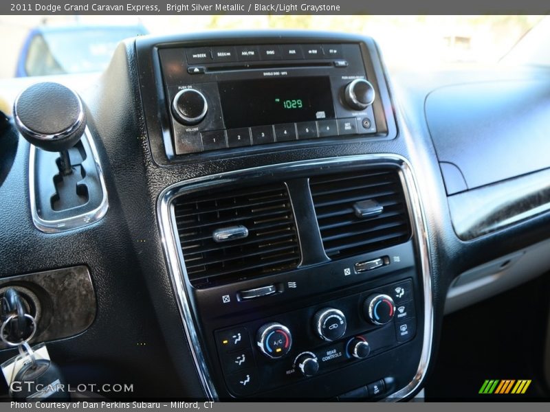 Bright Silver Metallic / Black/Light Graystone 2011 Dodge Grand Caravan Express