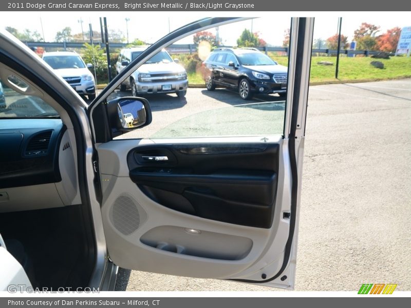 Bright Silver Metallic / Black/Light Graystone 2011 Dodge Grand Caravan Express