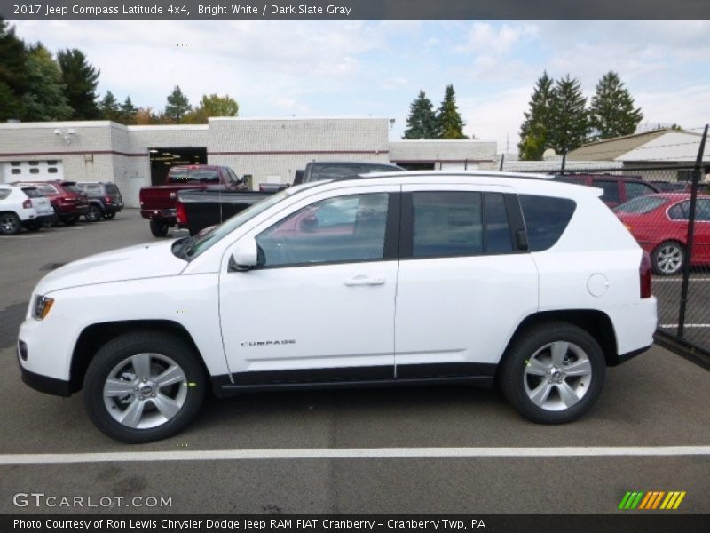 Bright White / Dark Slate Gray 2017 Jeep Compass Latitude 4x4