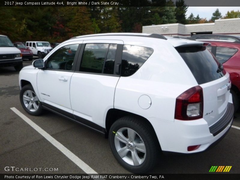 Bright White / Dark Slate Gray 2017 Jeep Compass Latitude 4x4