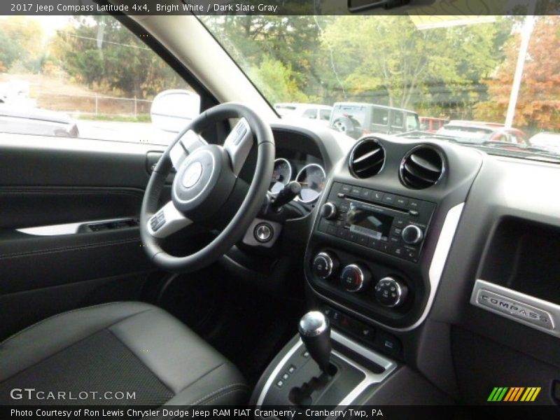 Bright White / Dark Slate Gray 2017 Jeep Compass Latitude 4x4