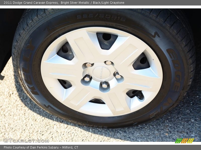 Bright Silver Metallic / Black/Light Graystone 2011 Dodge Grand Caravan Express