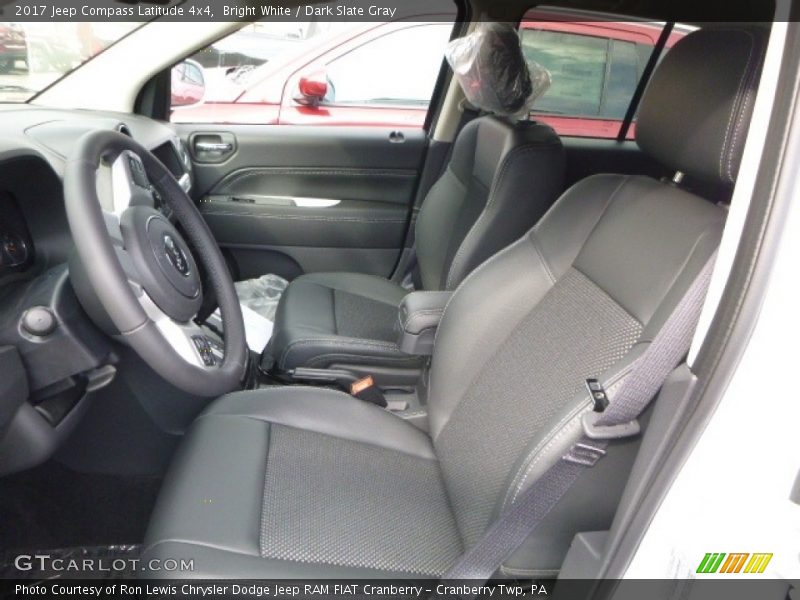 Bright White / Dark Slate Gray 2017 Jeep Compass Latitude 4x4