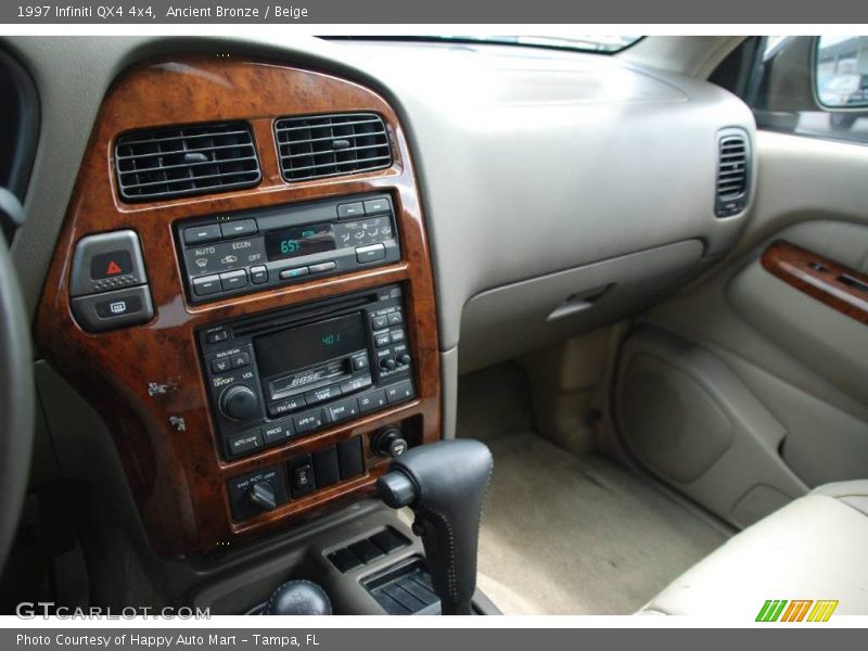 Ancient Bronze / Beige 1997 Infiniti QX4 4x4