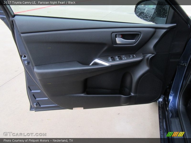 Parisian Night Pearl / Black 2017 Toyota Camry LE