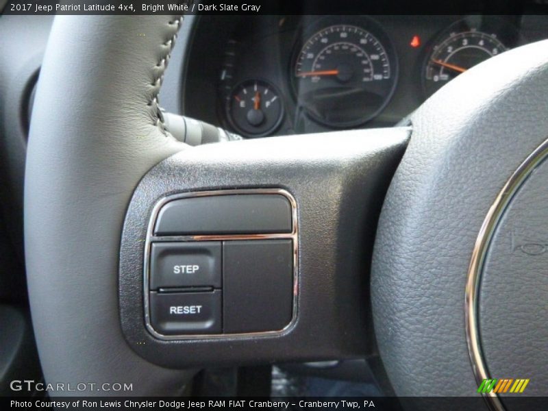 Bright White / Dark Slate Gray 2017 Jeep Patriot Latitude 4x4